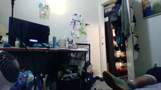 Snapshot of CleanGrey chatting on 7, 6, 2026 CleanGrey online show from 7, 6, 2026