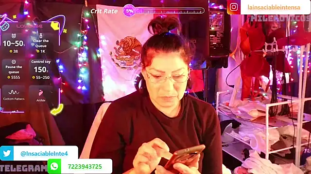 LaInsaciableIntensa online show from 8, 3, 2026