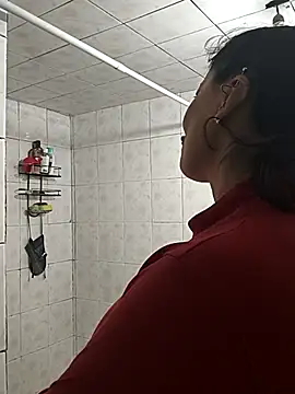 LaInsaciableIntensa online show from 3, 2, 2026