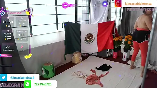 LaInsaciableIntensa online show from 1, 11, 2025