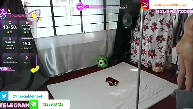 LaInsaciableIntensa online show from 16, 12, 2025