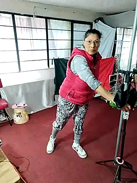 LaInsaciableIntensa online show from 10, 11, 2025