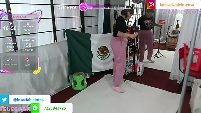 LaInsaciableIntensa online show from 31, 10, 2025