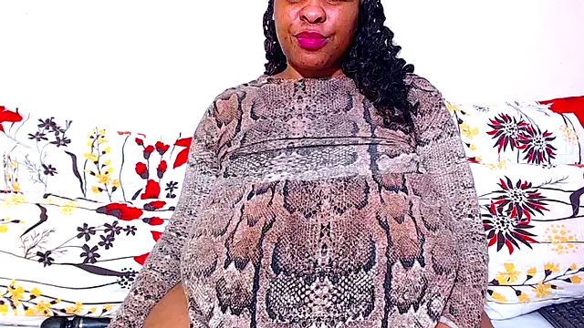 Ebonylovelyx online show from 10, 10, 2025