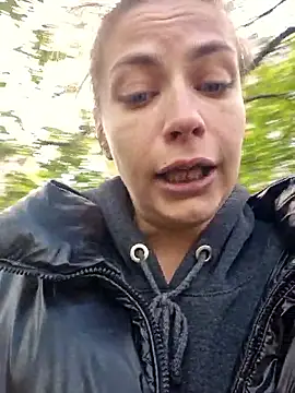 Keli Jessi online show from 21, 4, 2026