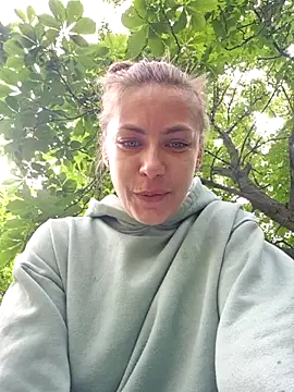 Snapshot of Keli_Jessi chatting on 19, 5, 2026 Keli Jessi online show from 19, 5, 2026