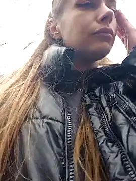 Keli Jessi online show from 6, 3, 2026