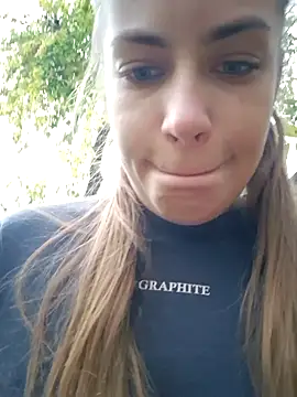 Keli Jessi online show from 6, 11, 2025