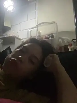 pinay4uwithagoodheart online show from 13, 4, 2026