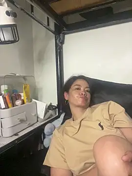 pinay4uwithagoodheart online show from 22, 4, 2026