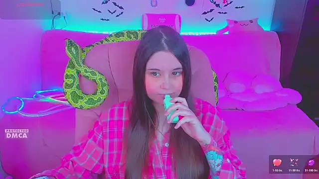 Snapshot of Lolisuccub chatting on 4, 6, 2026 Lolisuccub online show from 4, 6, 2026