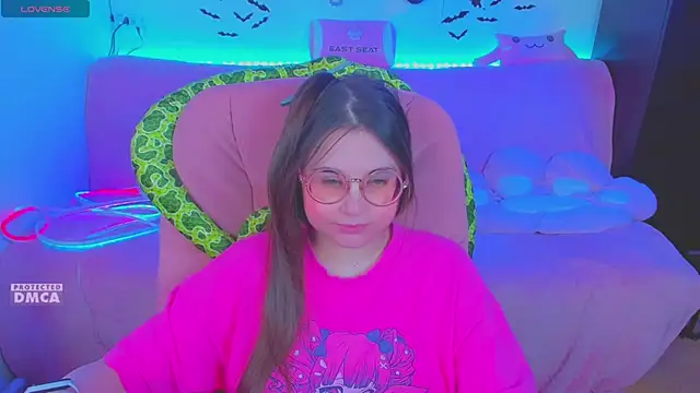 Snapshot of Lolisuccub chatting on 2, 6, 2026 Lolisuccub online show from 2, 6, 2026