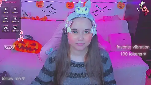 Lolisuccub online show from 12, 10, 2025