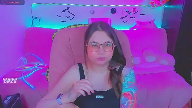 Snapshot of Lolisuccub chatting on 25, 5, 2026 Lolisuccub online show from 25, 5, 2026