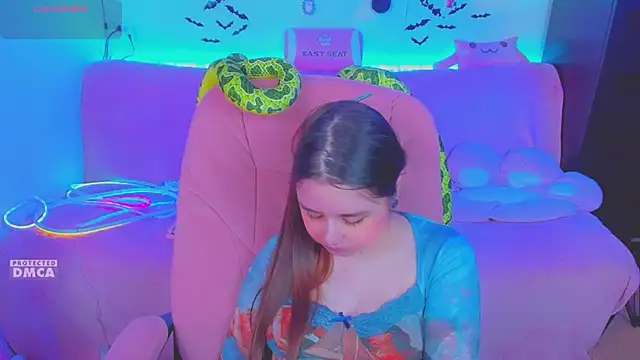 Snapshot of Lolisuccub chatting on 3, 6, 2026 Lolisuccub online show from 3, 6, 2026