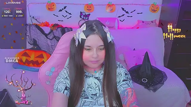 Lolisuccub online show from 27, 11, 2025