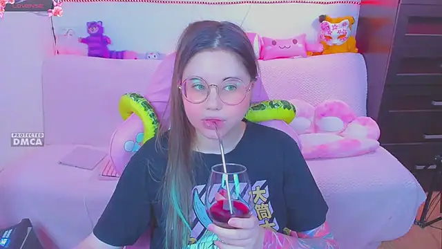 Lolisuccub online show from 5, 2, 2025