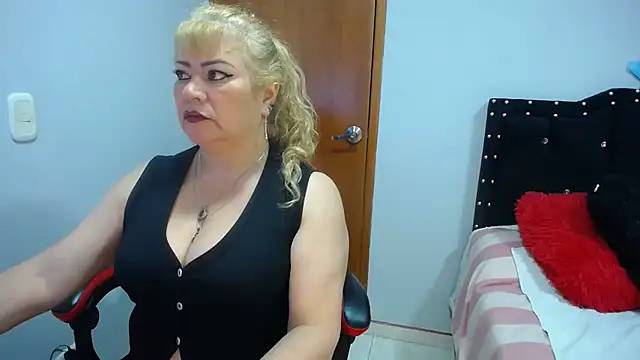 Ursulawhite69 online show from 6, 3, 2026