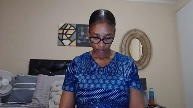 Creamyass22 online show from 25, 3, 2026