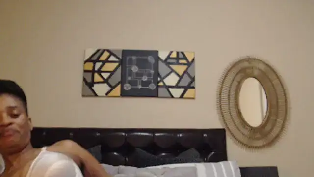 Creamyass22 online show from 28, 2, 2026