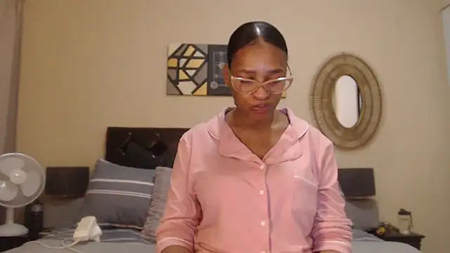 Creamyass22 online show from 21, 12, 2025