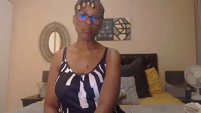 Creamyass22 online show from 7, 3, 2025