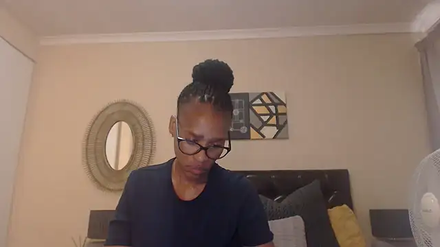 Creamyass22 online show from 5, 3, 2025