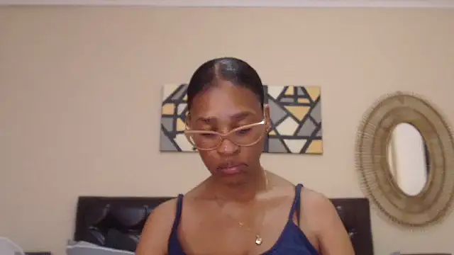 Creamyass22 online show from 20, 12, 2025