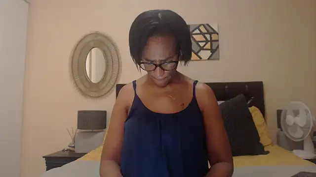 Creamyass22 online show from 26, 2, 2025