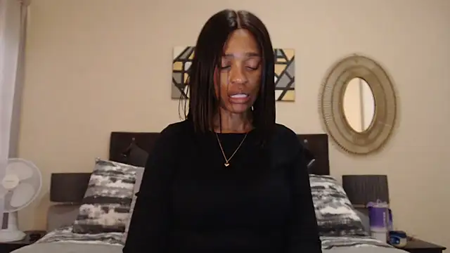 Creamyass22 online show from 2, 10, 2025