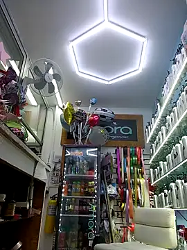 LunaZambrano online show from 13, 11, 2025