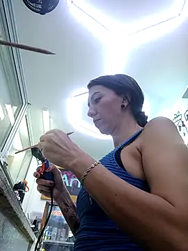 LunaZambrano online show from 21, 4, 2026