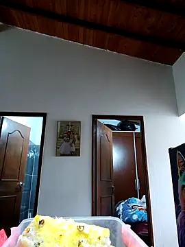 LunaZambrano online show from 30, 10, 2025