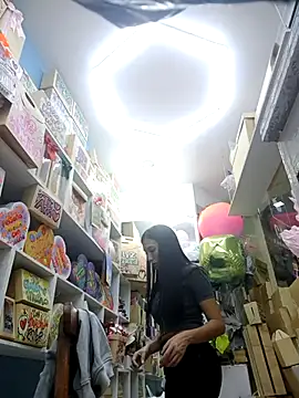 LunaZambrano online show from 11, 11, 2025