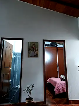 LunaZambrano online show from 11, 2, 2026