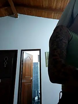 LunaZambrano online show from 13, 1, 2026