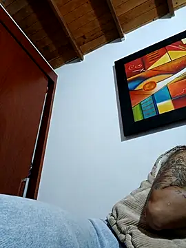 LunaZambrano online show from 22, 10, 2025