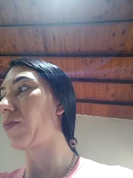 LunaZambrano online show from 15, 1, 2026