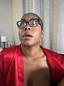 Snapshot of CandyLuxxxx chatting on 21, 3, 2025 CandyLuxxxx online show from 21, 3, 2025
