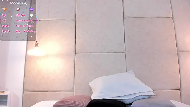 Snapshot of aisha_vs chatting on 24, 9, 2025 aisha vs online show from 24, 9, 2025