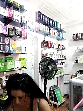 keilymadam online show from 5, 12, 2025