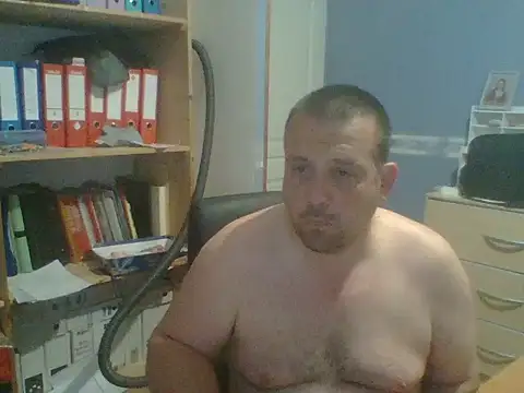 manubm03 online show from 13, 4, 2026