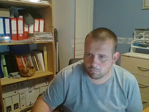 manubm03 online show from 24, 7, 2026
