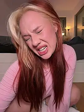 AnjaAmelia online show from 15, 4, 2026