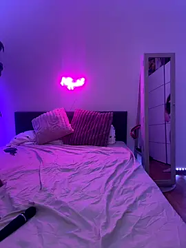 Snapshot of AnjaAmelia chatting on 14, 11, 2025 AnjaAmelia online show from 14, 11, 2025