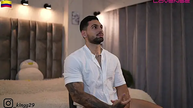 Snapshot of john_king29 chatting on 6, 11, 2025 john king29 online show from 6, 11, 2025