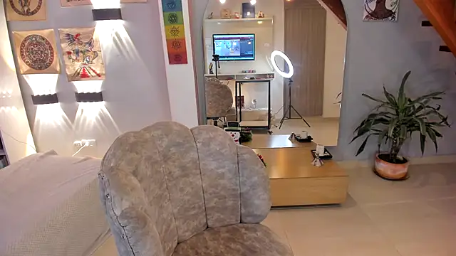 Snapshot of CelesteBreedlove chatting on 28, 11, 2025 CelesteBreedlove online show from 28, 11, 2025