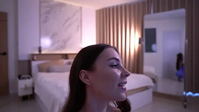 Cute Foxyxh online show from 27, 3, 2026