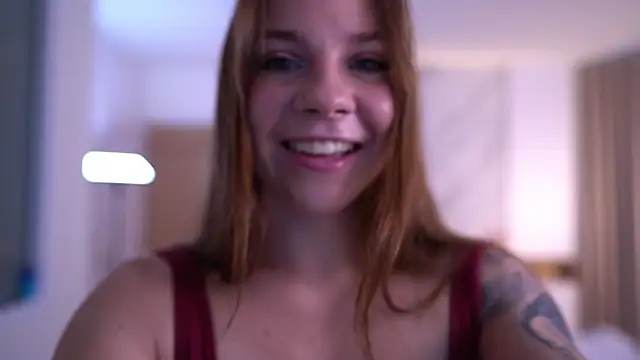 Cute Foxyxh online show from 23, 9, 2025