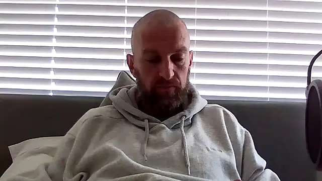 Snapshot of Matts1988 chatting on 16, 9, 2025 Matts1988 online show from 16, 9, 2025